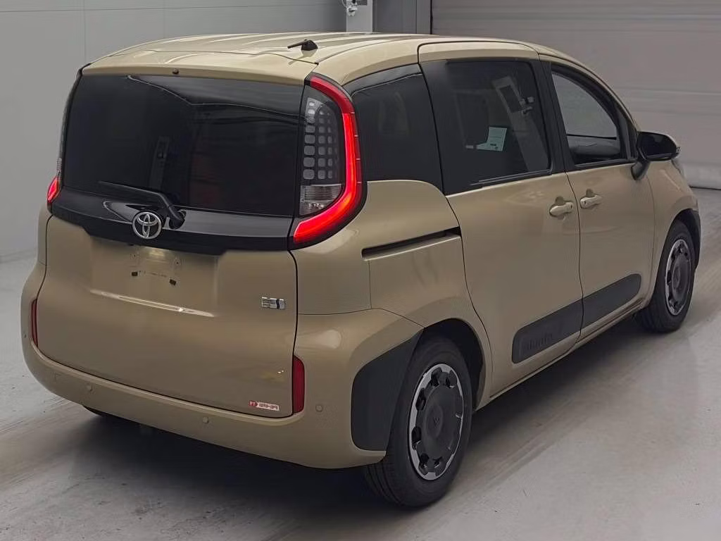 TOYOTA SIENTA