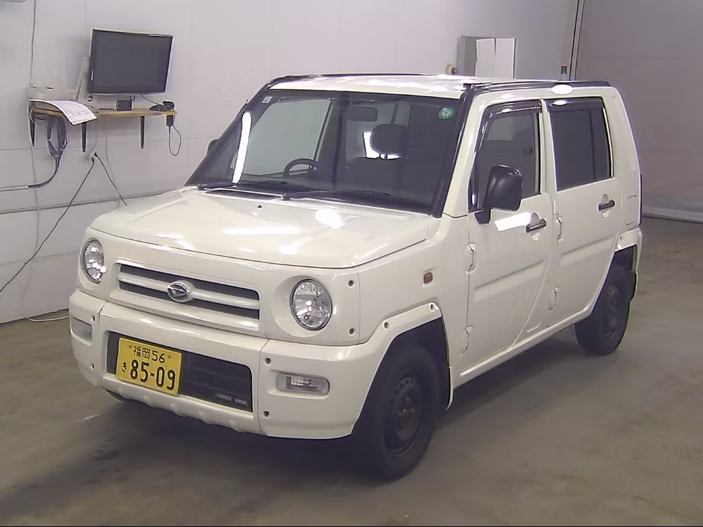DAIHATSU NAKED