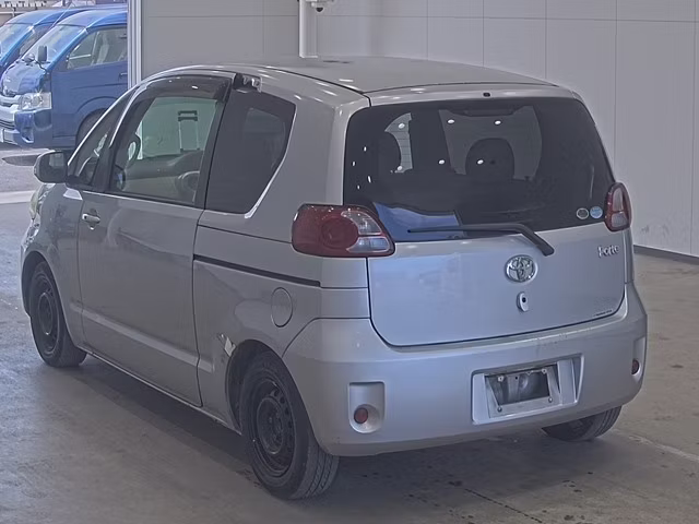 TOYOTA PORTE