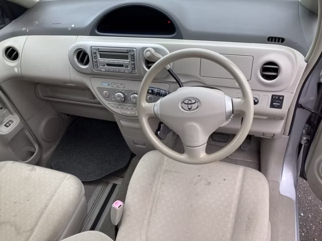 TOYOTA PORTE