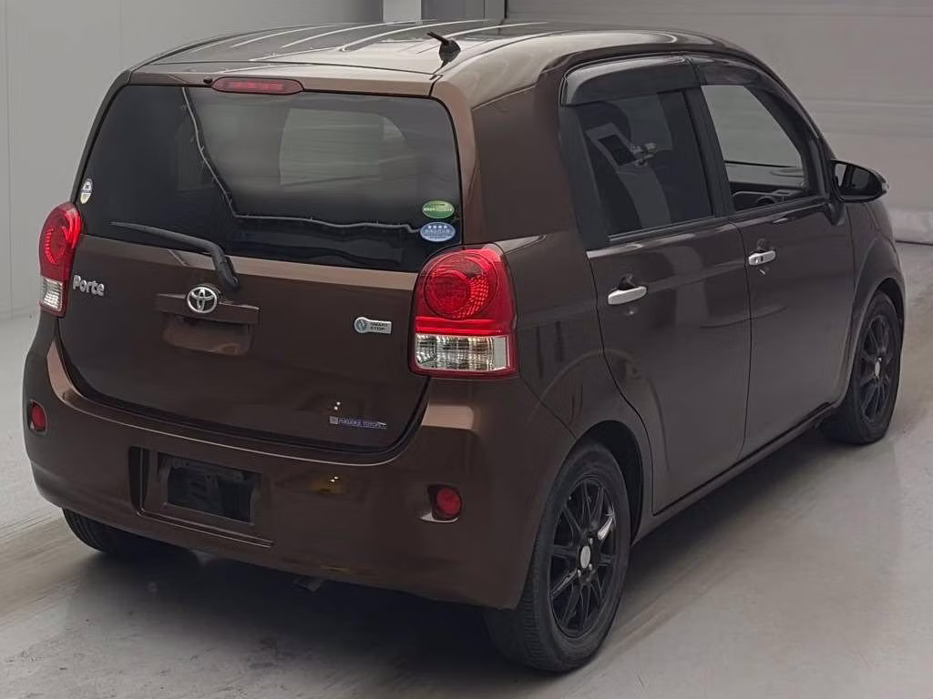 TOYOTA PORTE