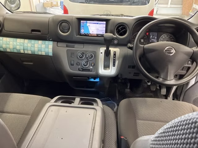 NISSAN NV350 CARAVAN