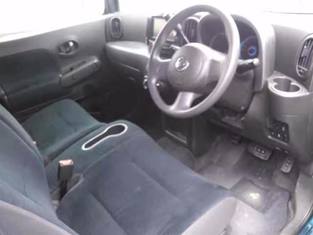 NISSAN CUBE
