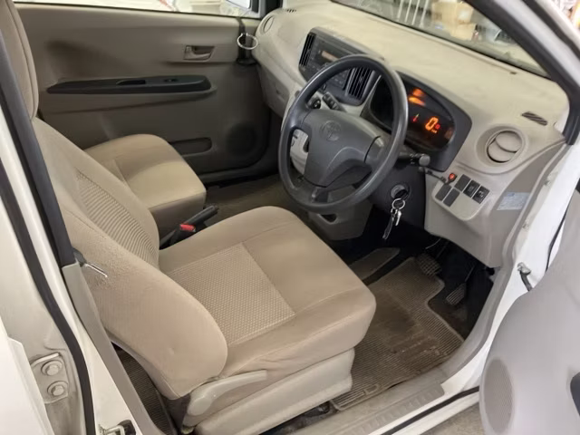TOYOTA PIXIS EPOCH