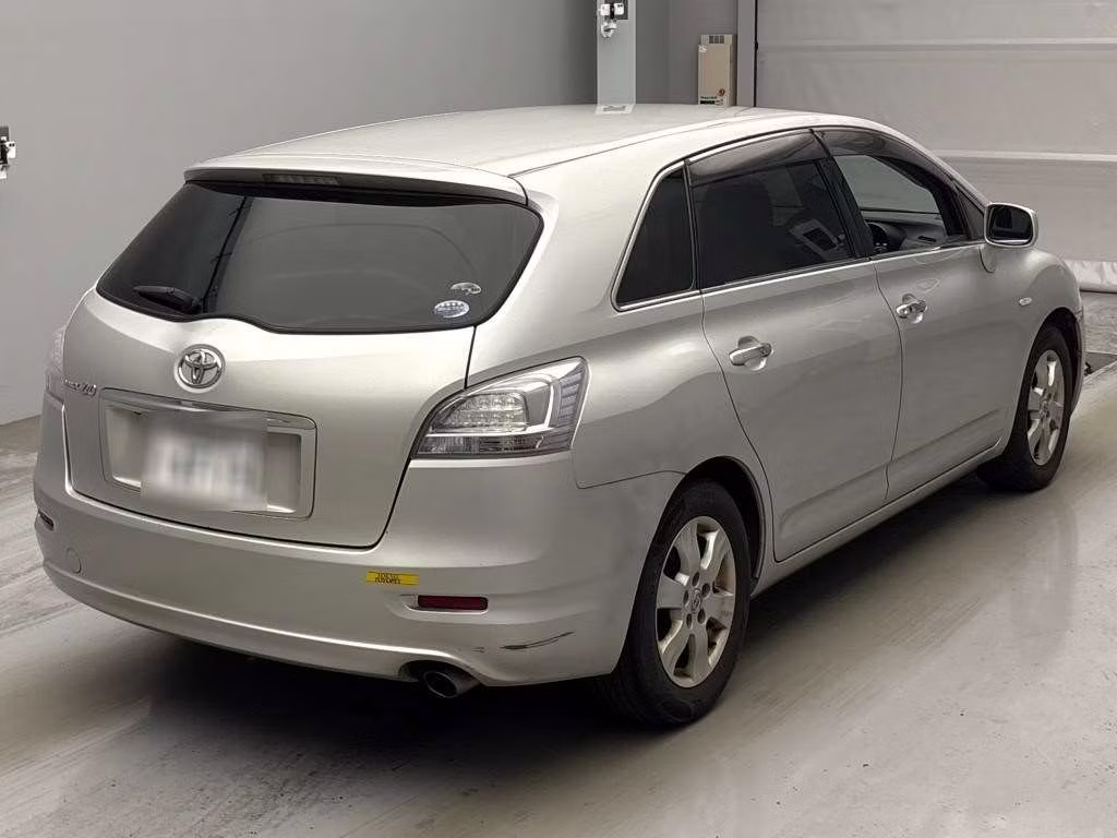 TOYOTA MARK X ZIO