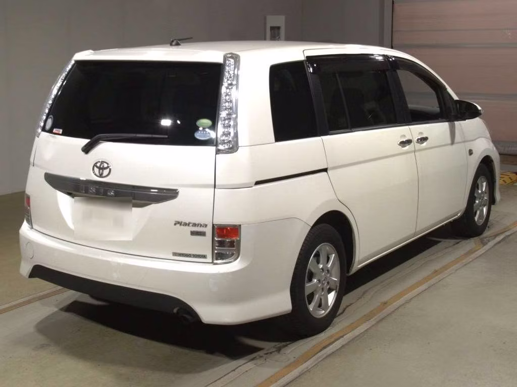 TOYOTA ISIS