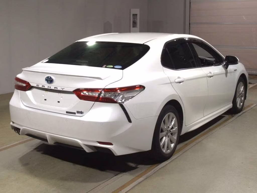 TOYOTA CAMRY