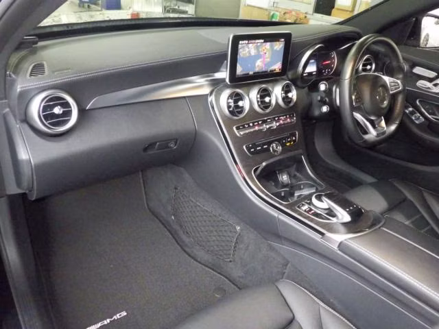 MERCEDES-BENZ C-CLASS