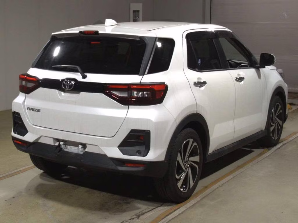 TOYOTA RAIZE