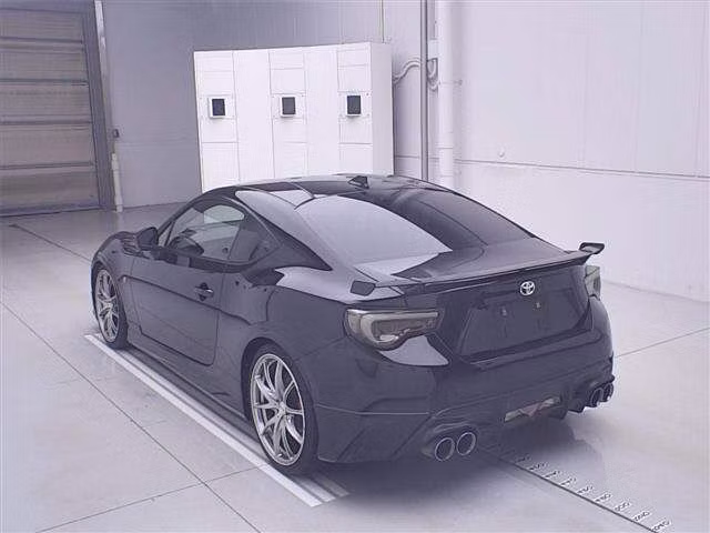TOYOTA GT 86