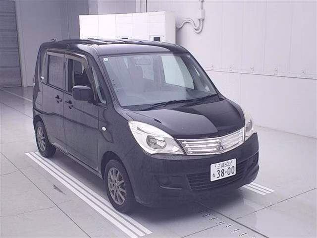 MITSUBISHI DELICA D:2