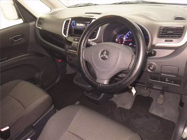 MITSUBISHI DELICA D:2