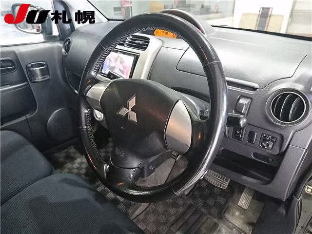 MITSUBISHI EK SPORT