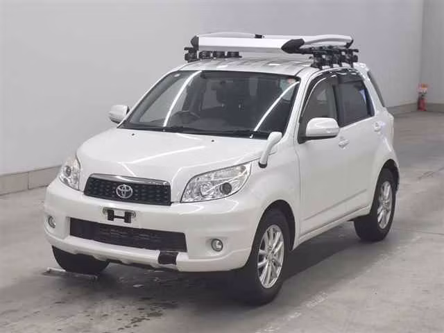 TOYOTA RUSH