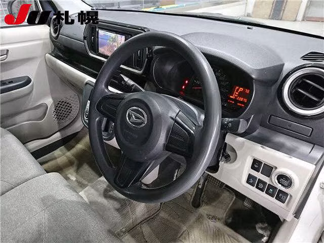DAIHATSU BOON