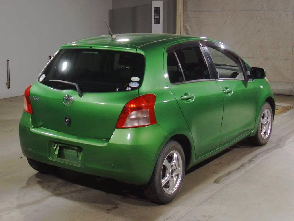 TOYOTA VITZ