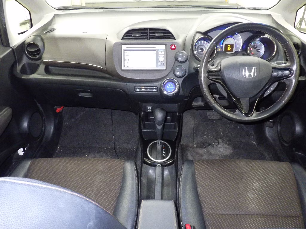 HONDA FIT SHUTTLE