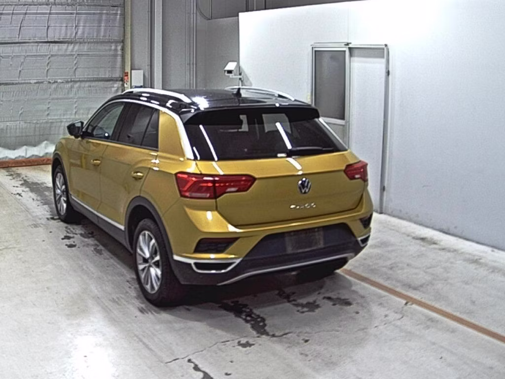 VOLKSWAGEN T-ROC