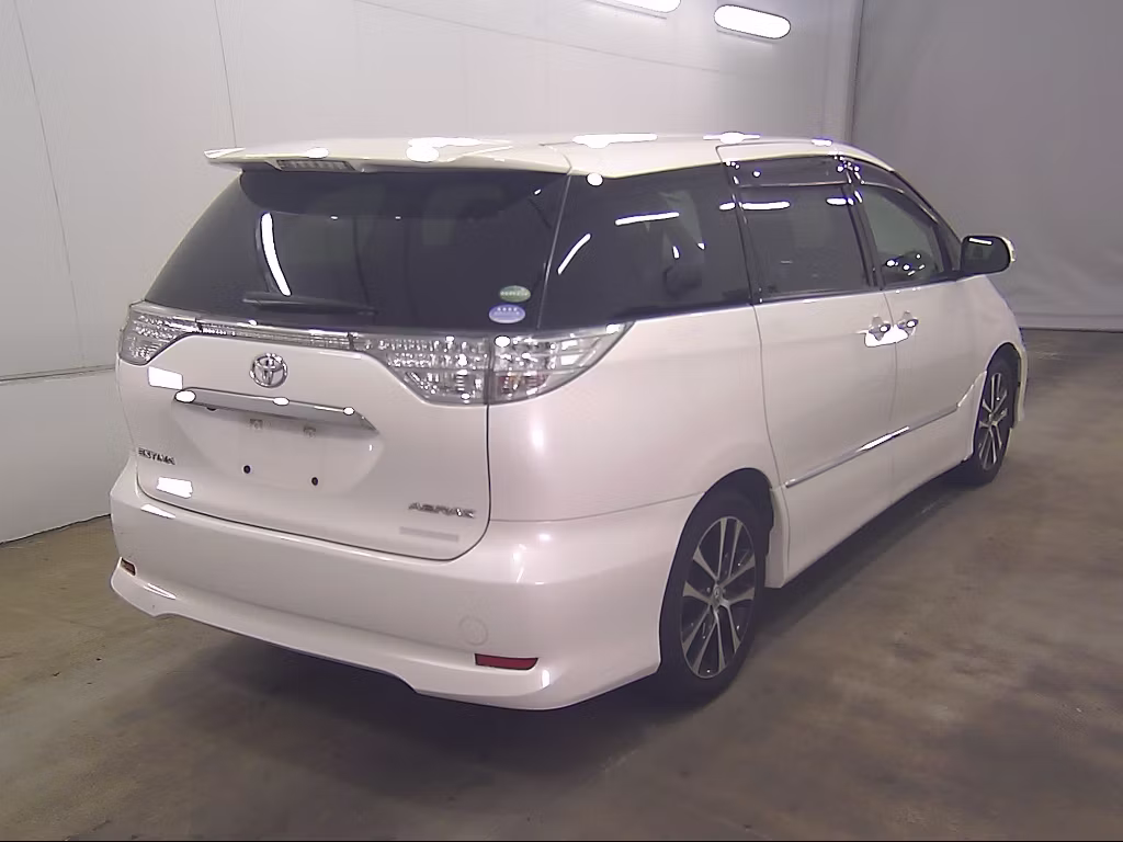 TOYOTA ESTIMA