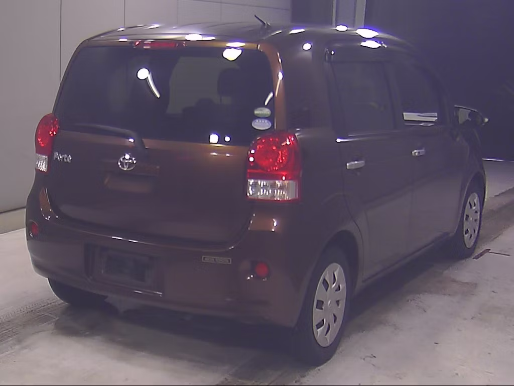 TOYOTA PORTE