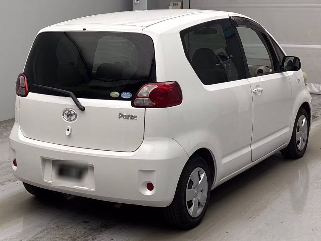 TOYOTA PORTE