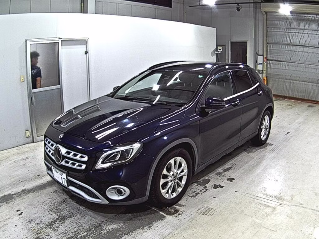 MERCEDES-BENZ GLA-CLASS