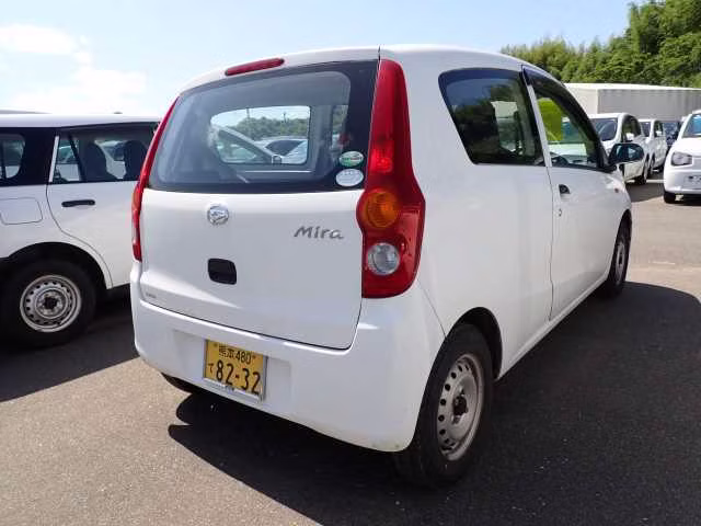 DAIHATSU MIRA