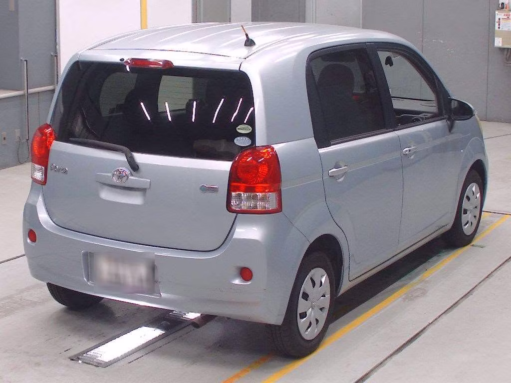 TOYOTA PORTE