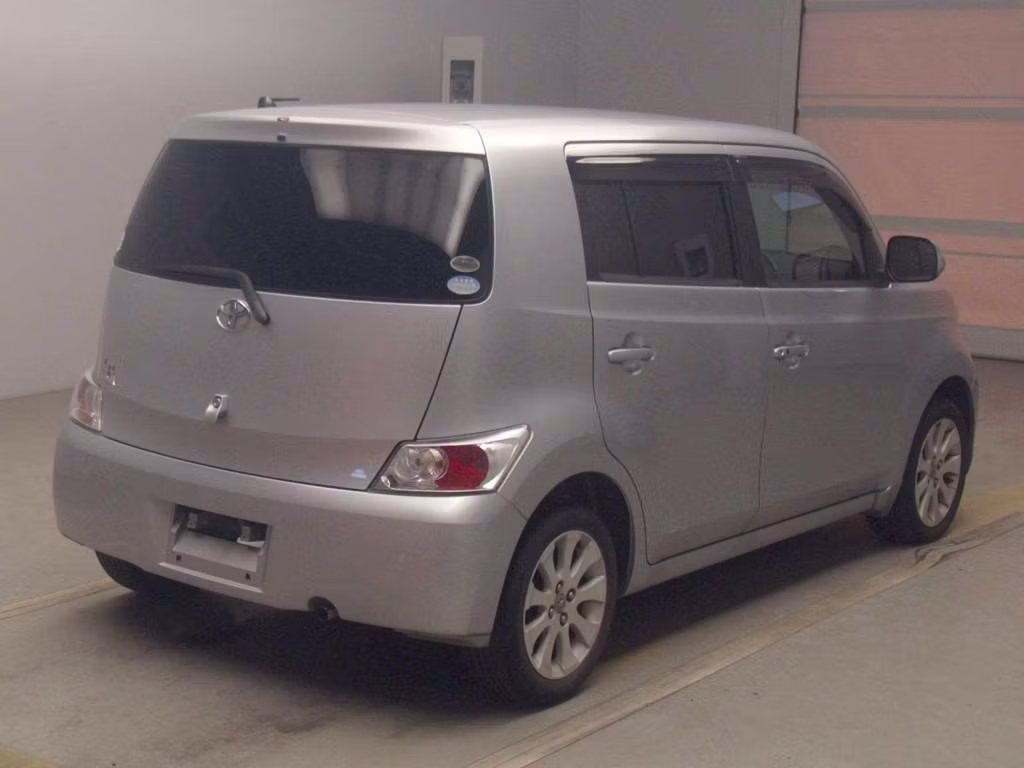 TOYOTA BB