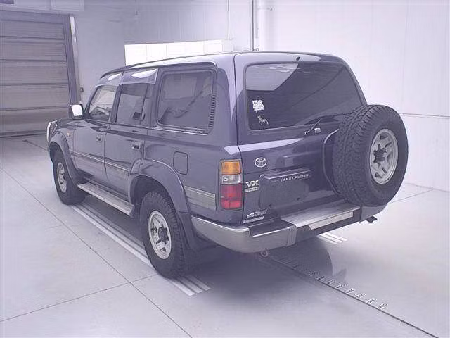 TOYOTA LAND CRUISER