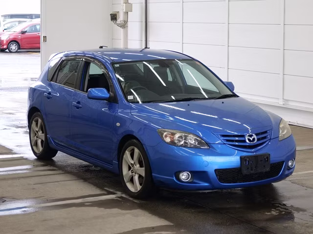MAZDA AXELA