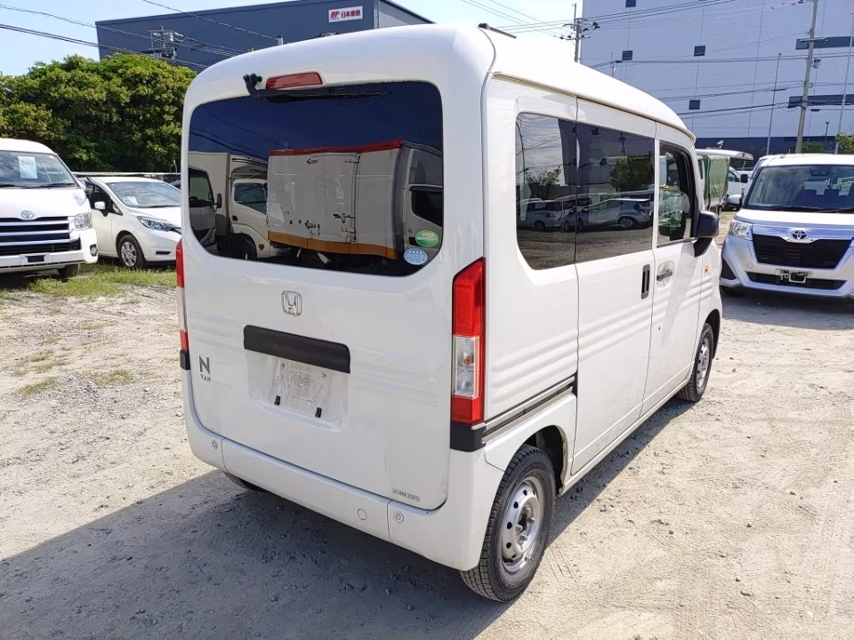 HONDA N-VAN