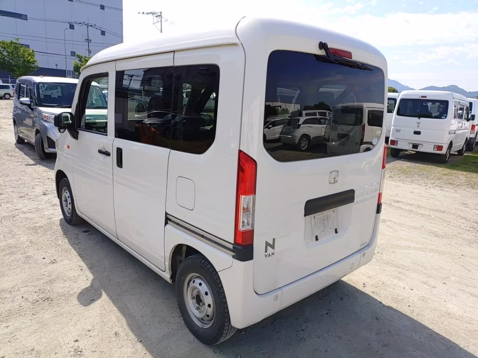 HONDA N-VAN
