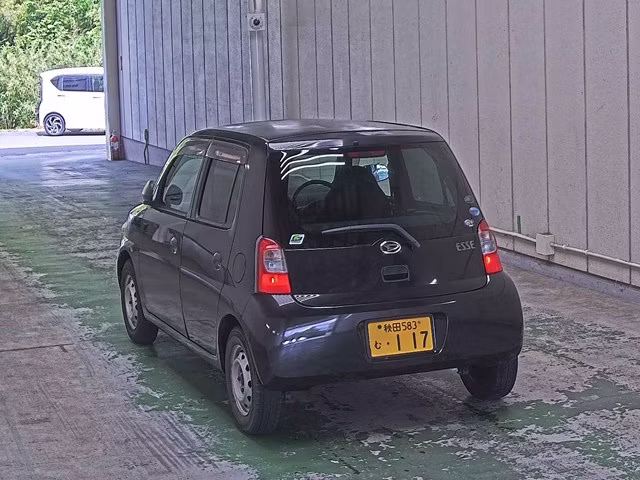 DAIHATSU ESSE
