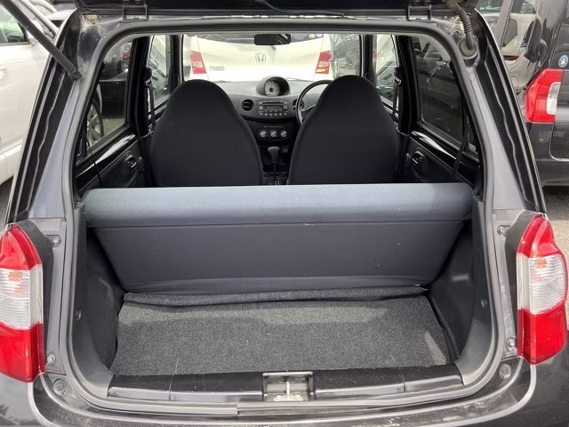 DAIHATSU ESSE