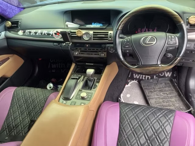 LEXUS LS460