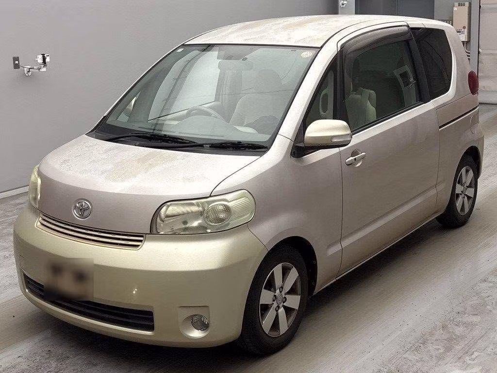 TOYOTA PORTE