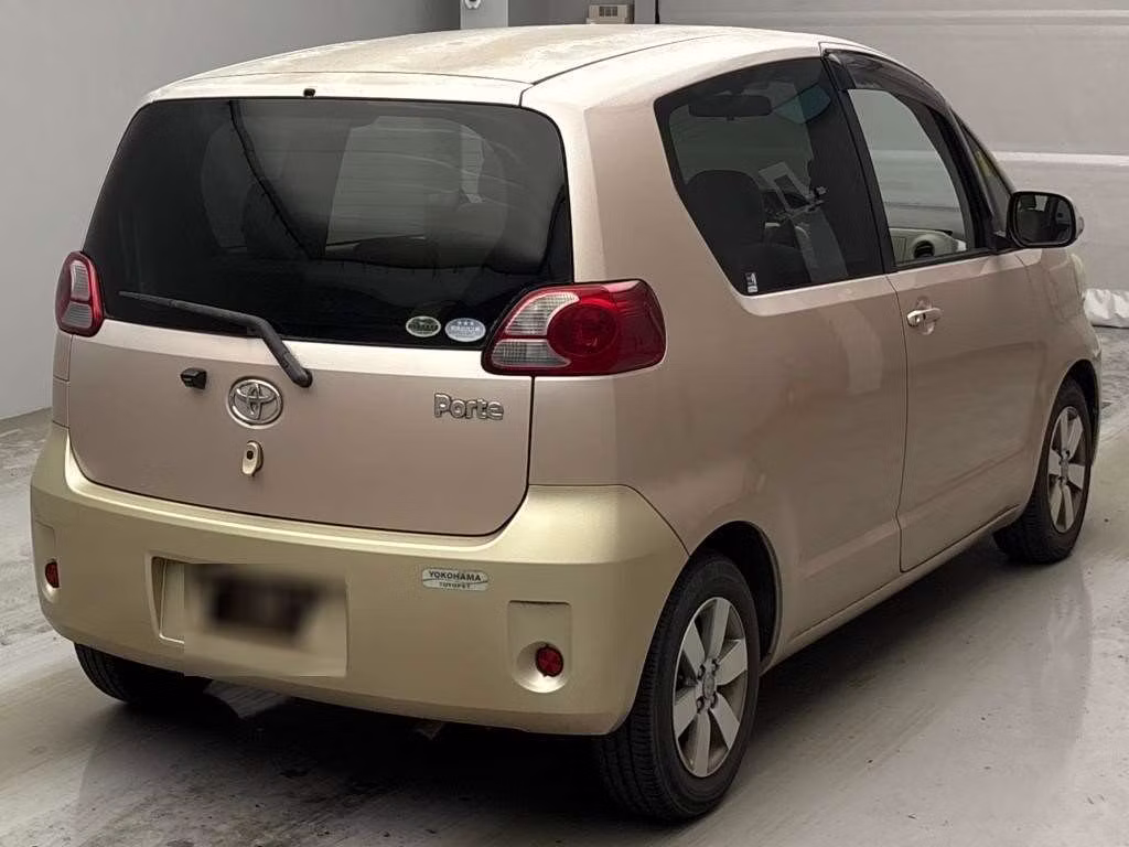 TOYOTA PORTE