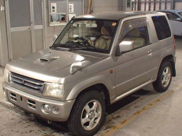 MITSUBISHI PAJERO MINI