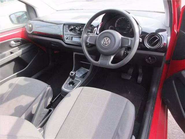 VOLKSWAGEN UP!