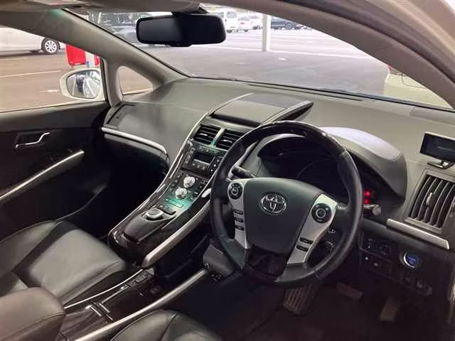 TOYOTA SAI
