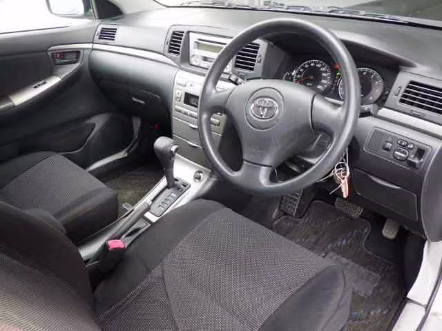 TOYOTA COROLLA RUNX
