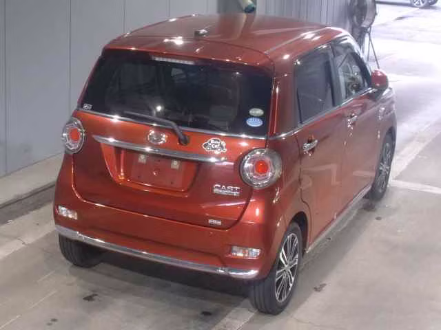 DAIHATSU CAST