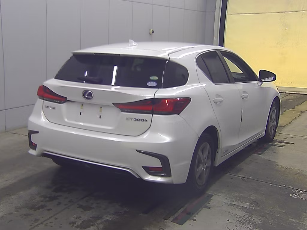 LEXUS CT200H