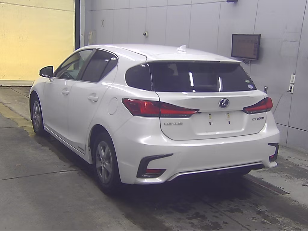 LEXUS CT200H