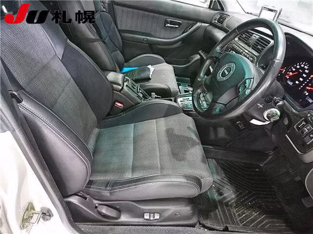 SUBARU LEGACY B4