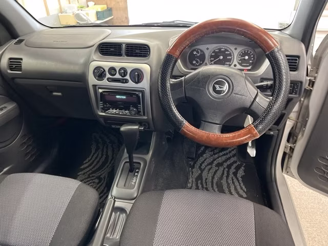 DAIHATSU TERIOS KID