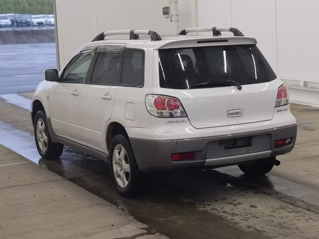 MITSUBISHI AIRTREK