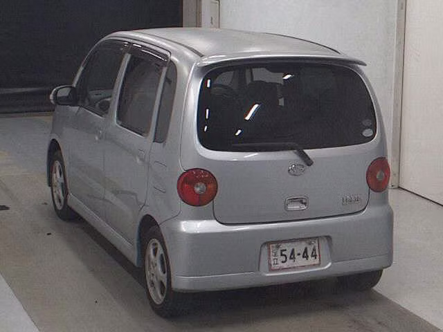 DAIHATSU MOVE LATTE