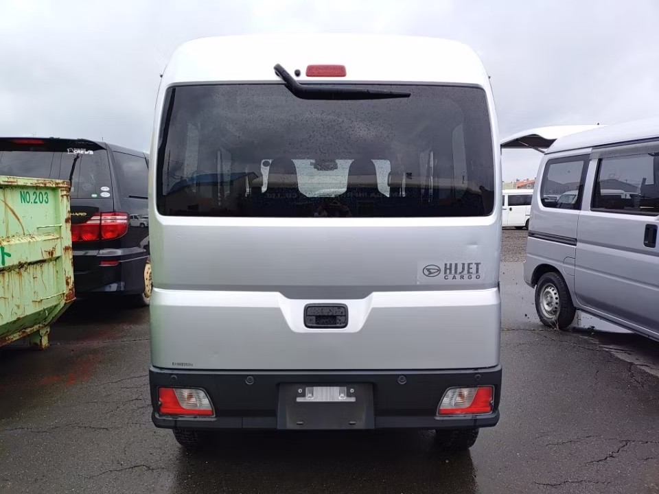 DAIHATSU ATRAI